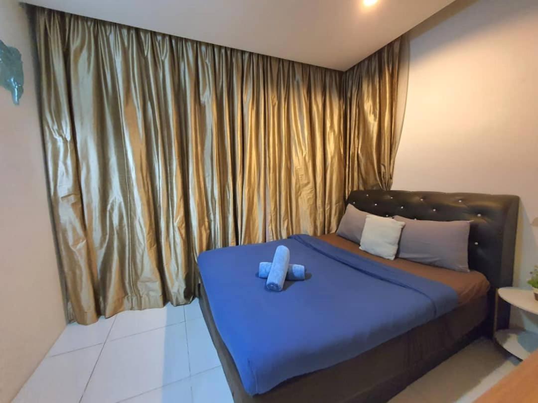 Regalia Suites Klcc View Rooftop Infinity Pool By Angkasa Homes Kuala Lumpur Zewnętrze zdjęcie